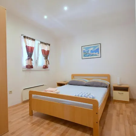 Marjolovic Apartament *
